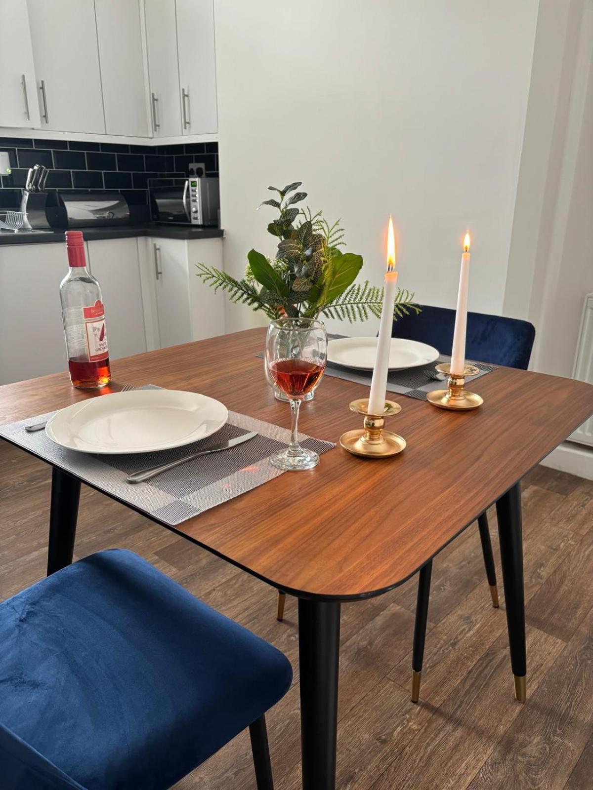 3-Bed Home From Home, Sleeps 6, Great For Contractors, Close To Gulliver'S Valley Theme Park, Free Parking, Hot Tub, Couple Retreat Шеффілд Екстер'єр фото