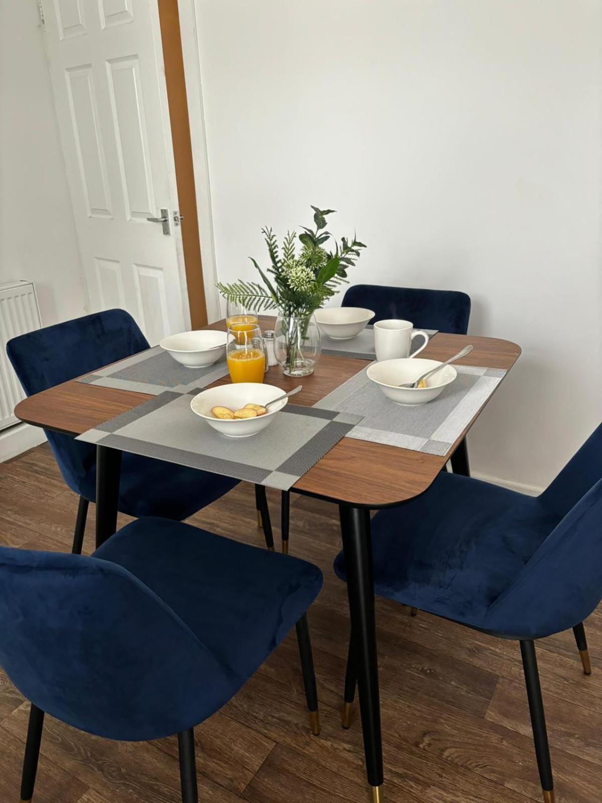 3-Bed Home From Home, Sleeps 6, Great For Contractors, Close To Gulliver'S Valley Theme Park, Free Parking, Hot Tub, Couple Retreat Шеффілд Екстер'єр фото