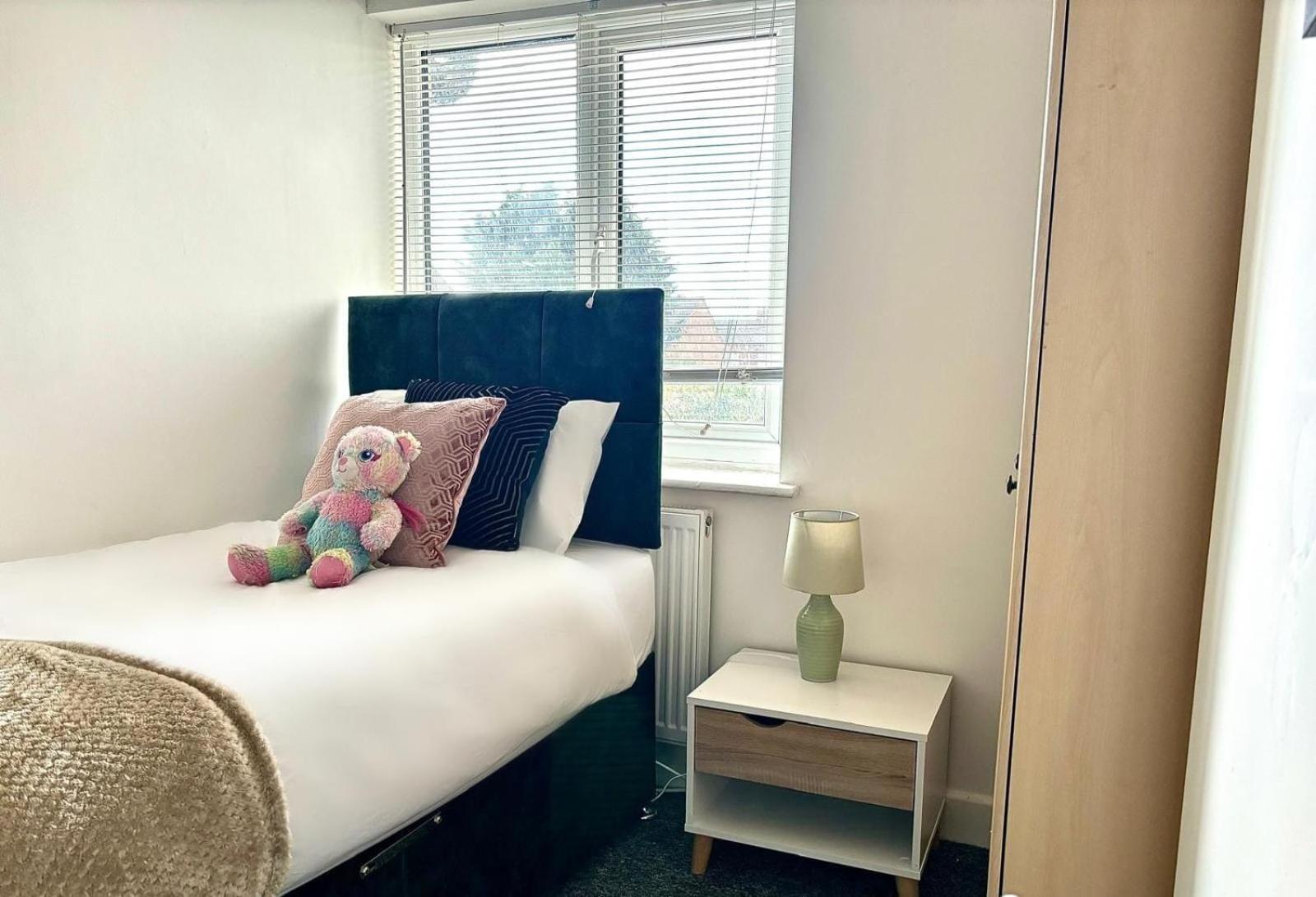 3-Bed Home From Home, Sleeps 6, Great For Contractors, Close To Gulliver'S Valley Theme Park, Free Parking, Hot Tub, Couple Retreat Шеффілд Екстер'єр фото